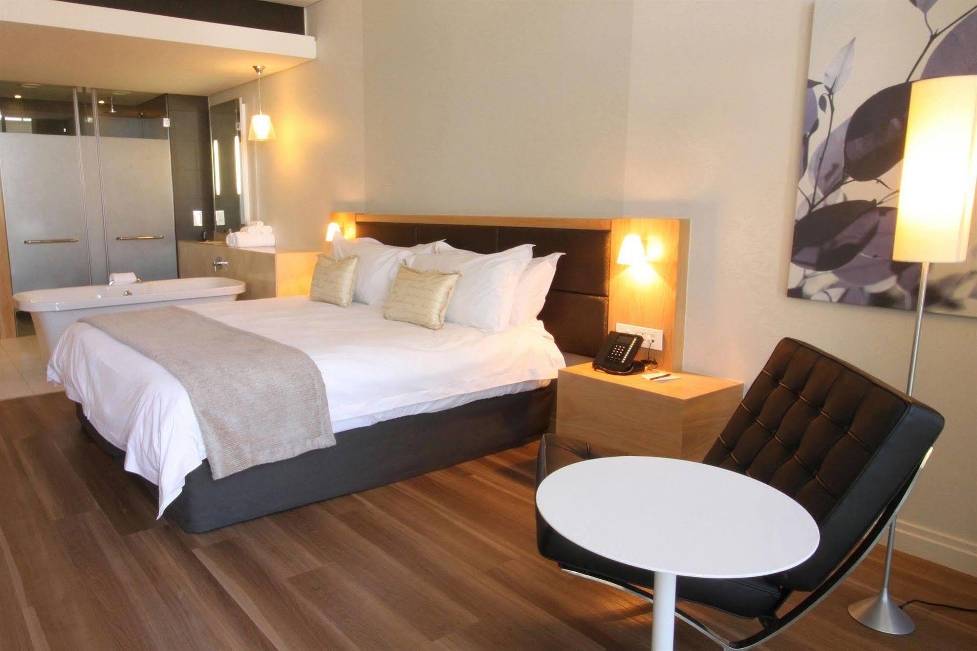 Aha Gateway Hotel Umhlanga Durban Eksteriør bilde